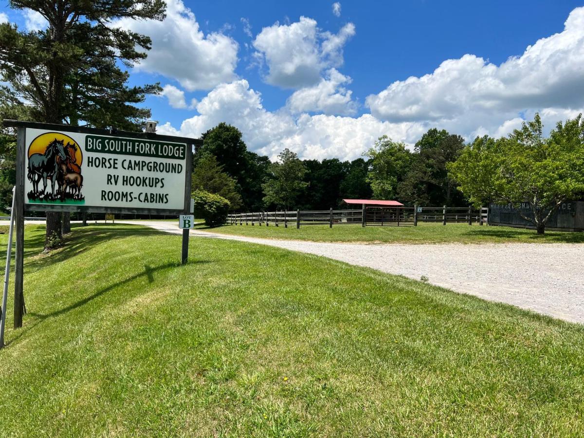 Big South Fork Lodge Jamestown Exteriör bild